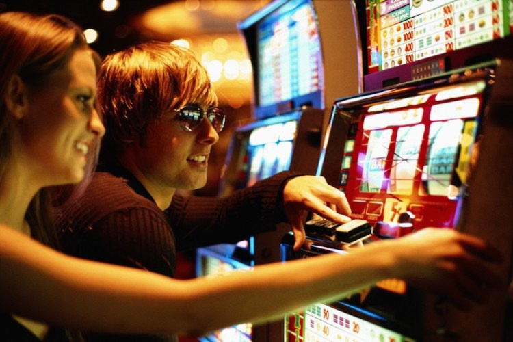 $3305 no deposit casino bonus at Royal Panda Casino