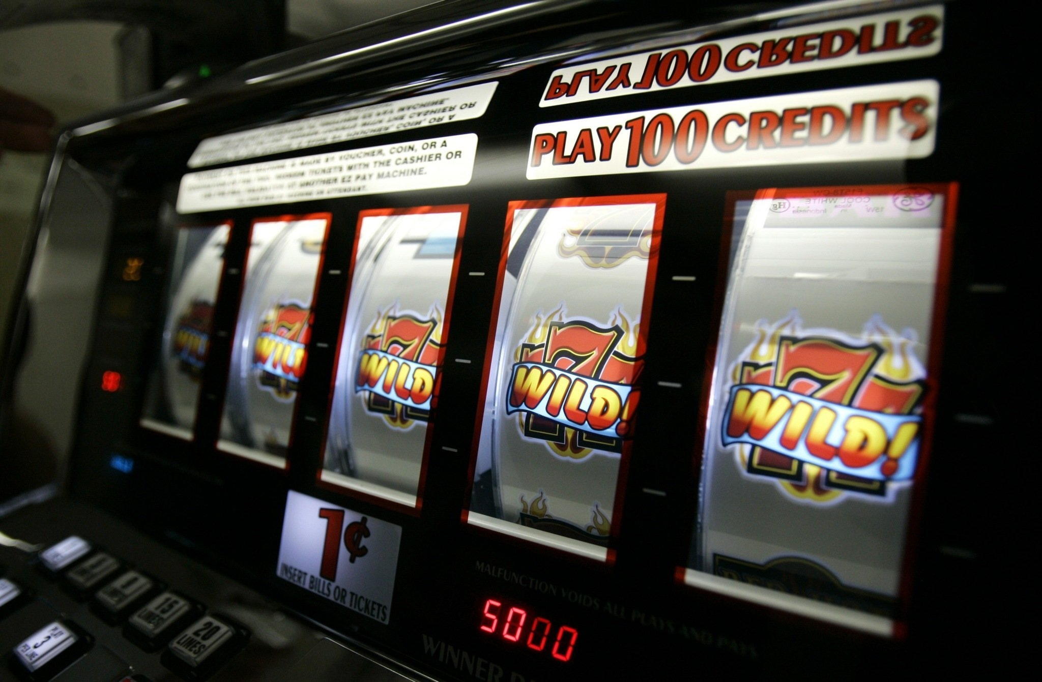 EURO 3630 No Deposit Bonus at Bet At Home Casino