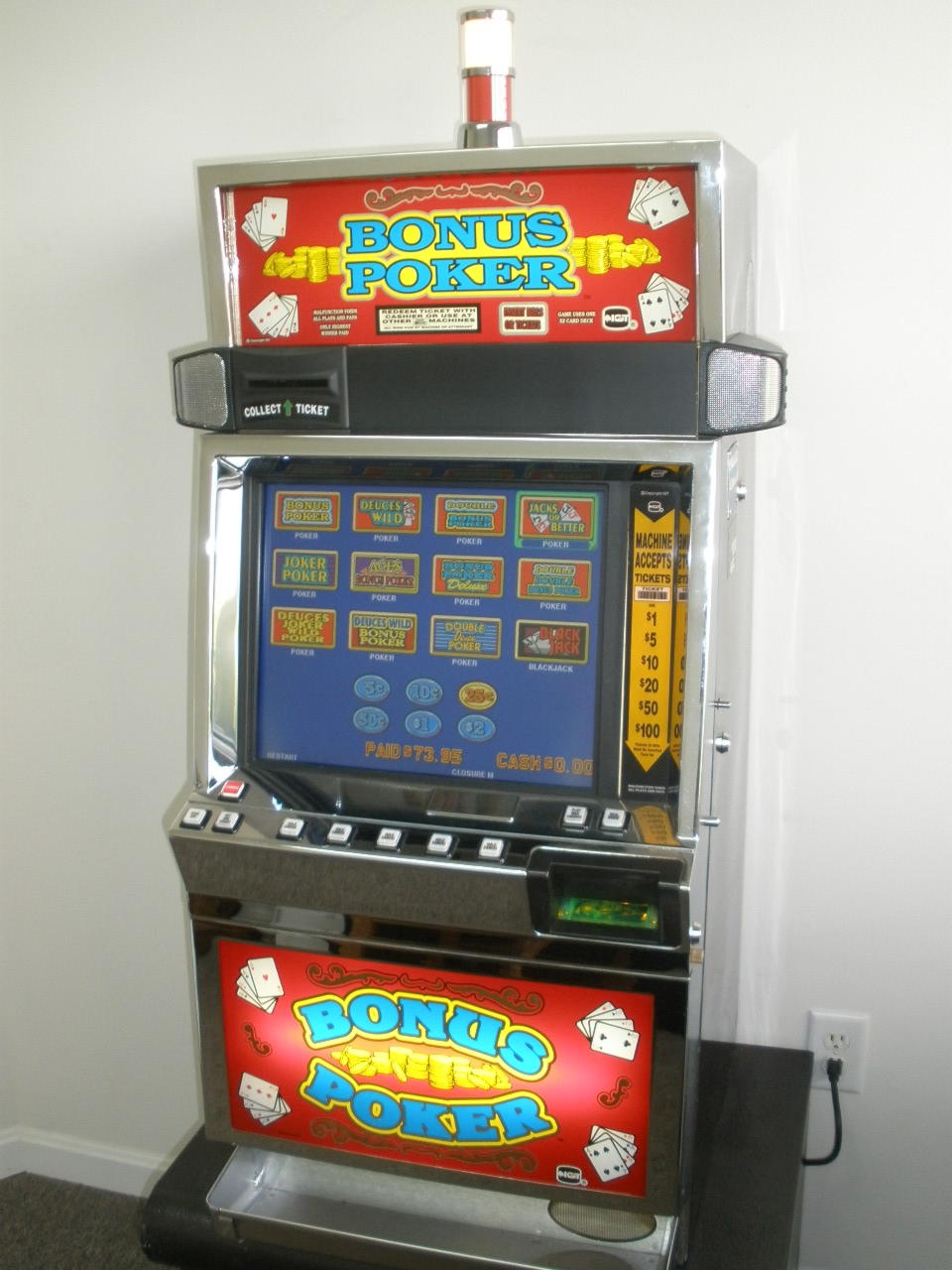 66 Free spins at CasiPlay Casino