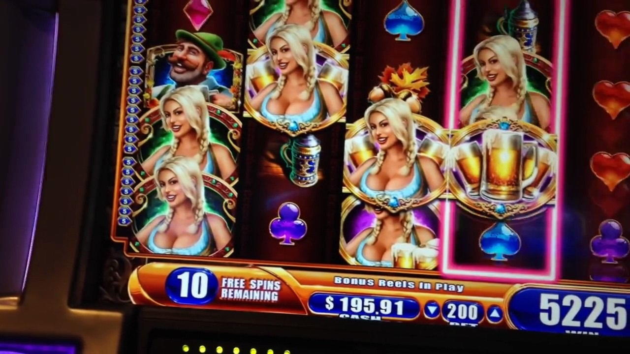 $575 Daily freeroll slot tournament at Party Casino