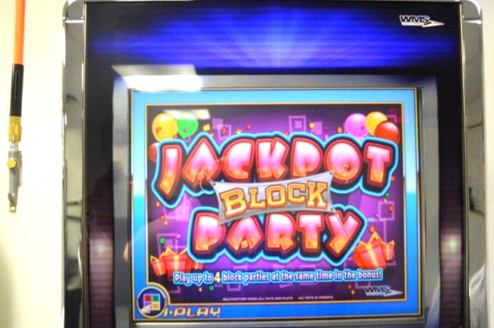 €655 FREE CHIP at Magic Red Casino