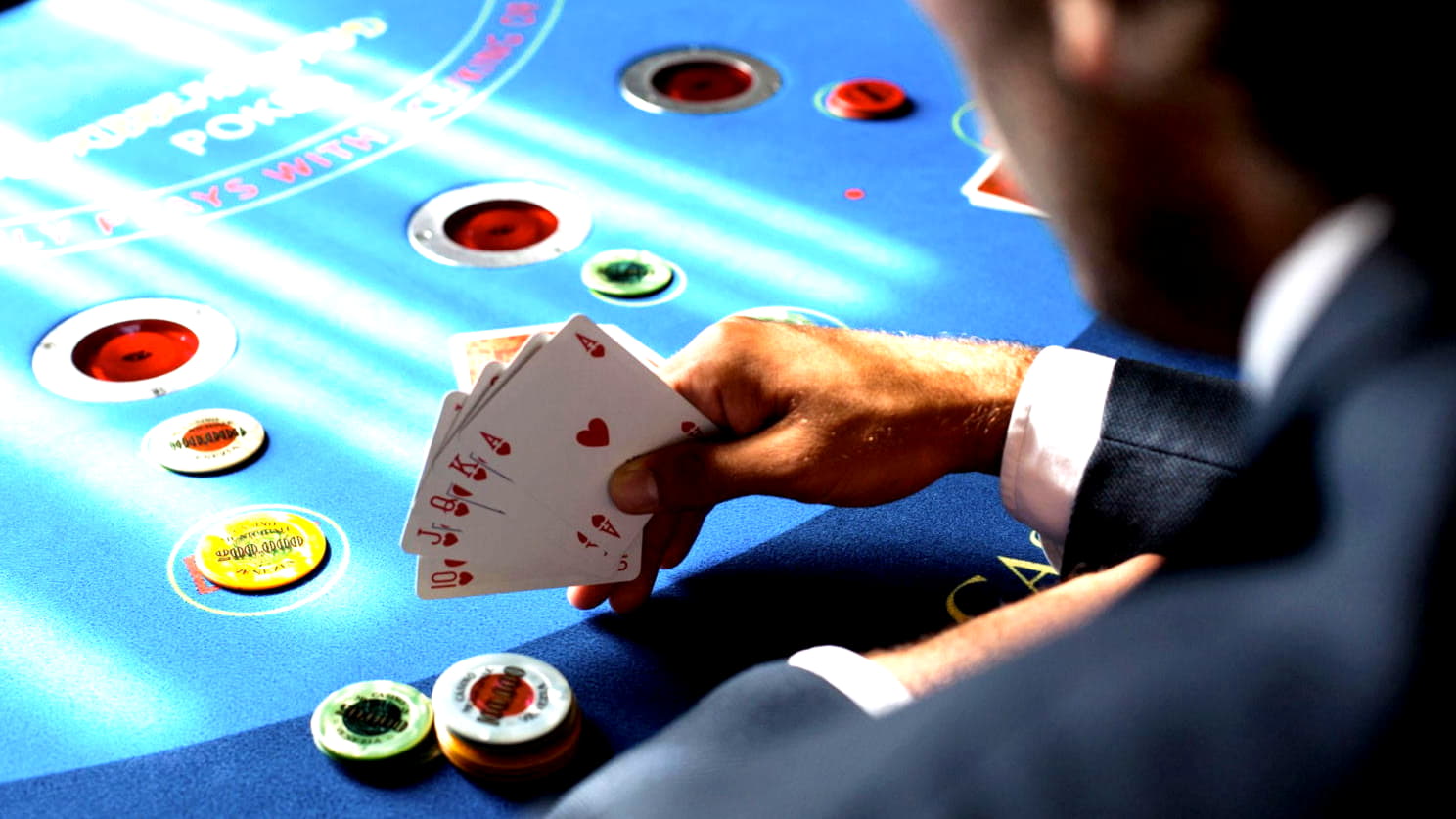 415% casino match bonus at Royal Panda Casino