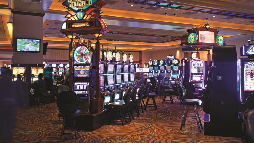 190 FREE SPINS at Casino Heroes
