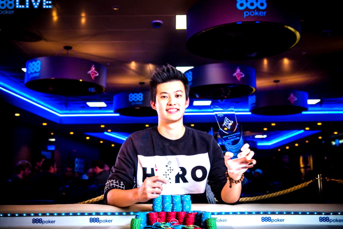 295 Free Spins Casino at Magic Red Casino