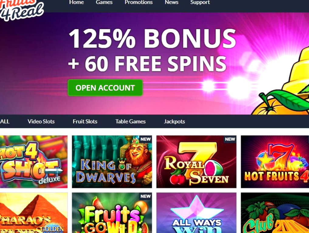 $111 Daily freeroll slot tournament at Magic Red Casino
