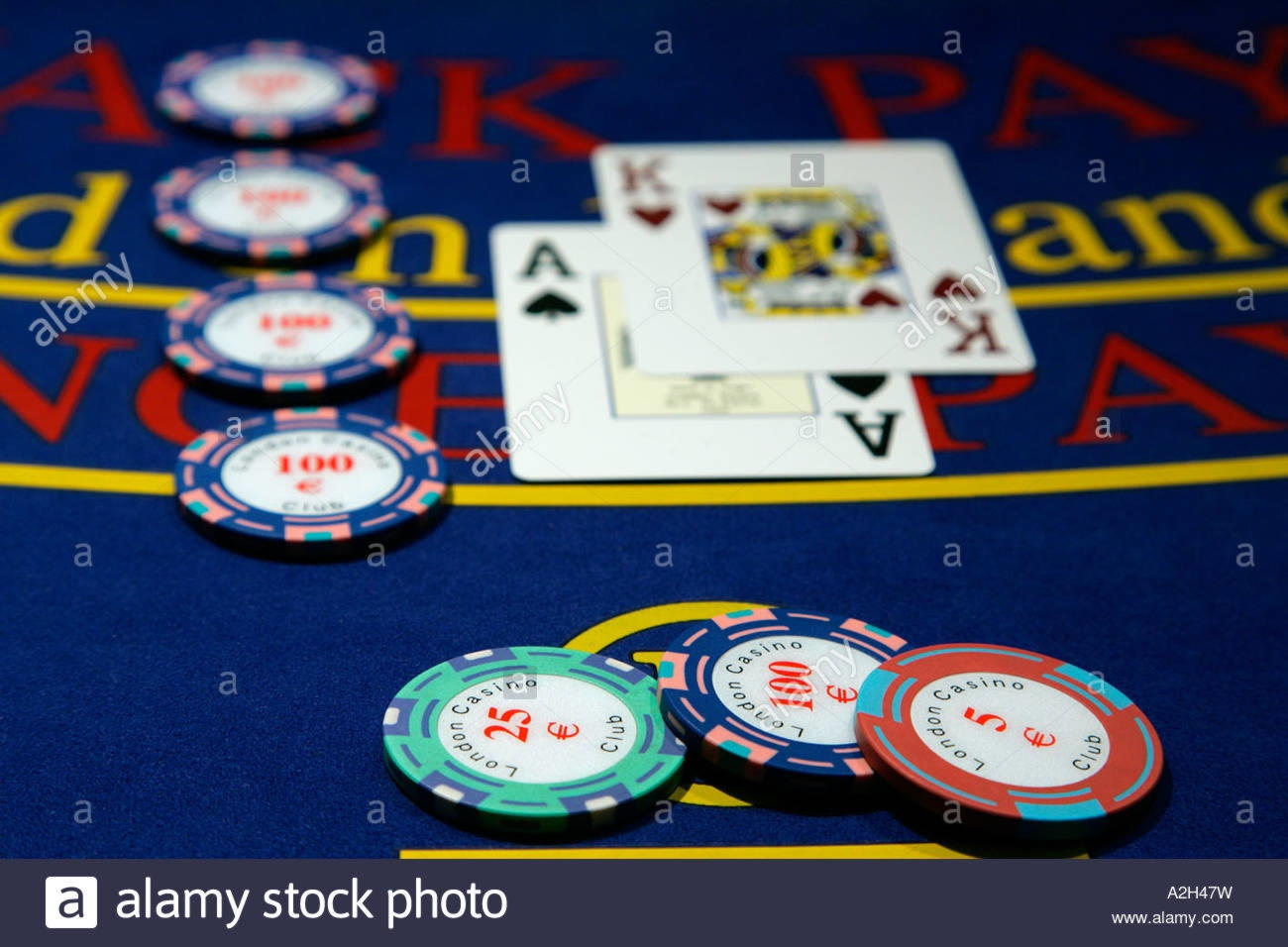 30 Free Spins right now at Casino Cruise