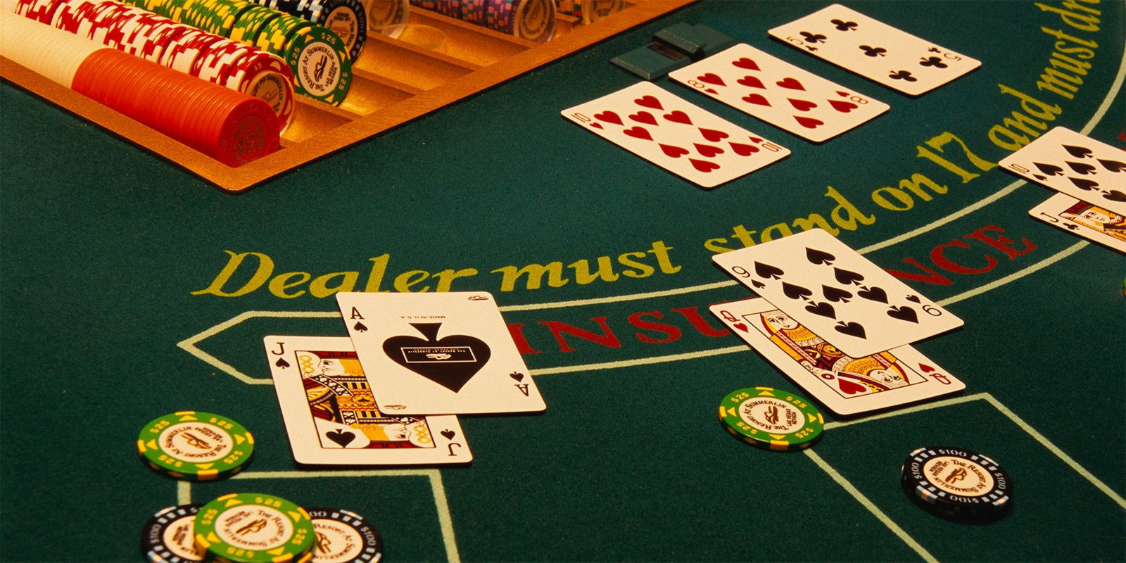 £705 Daily freeroll slot tournament at 777 Casino