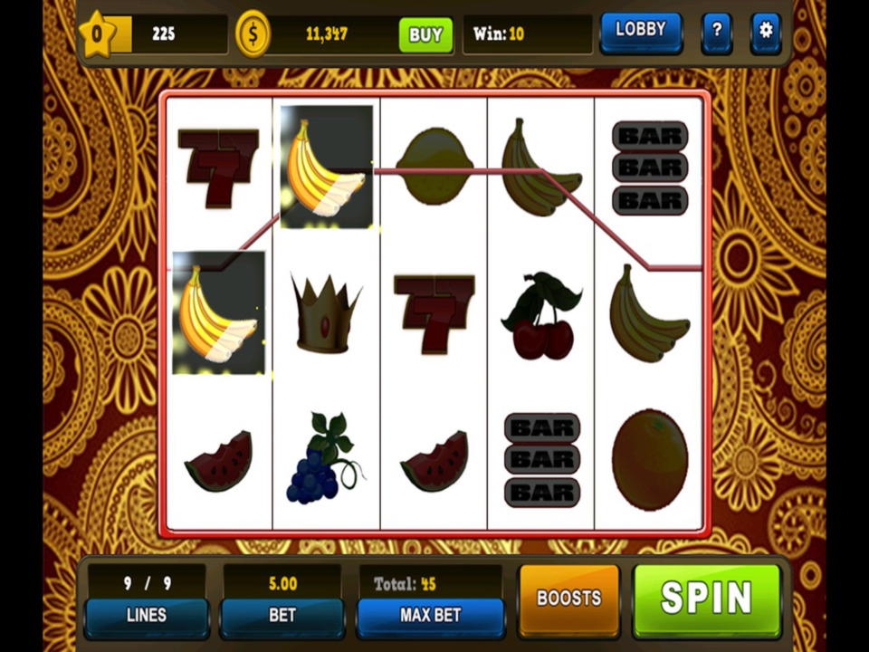 $825 Daily freeroll slot tournament at Royal Panda Casino