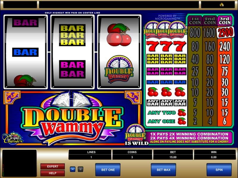 $825 Daily freeroll slot tournament at Royal Panda Casino