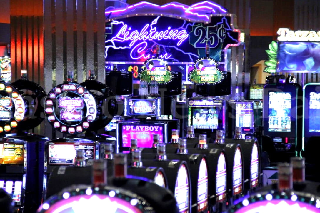 EUR 725 Online Casino Tournament at Bet At Home Casino