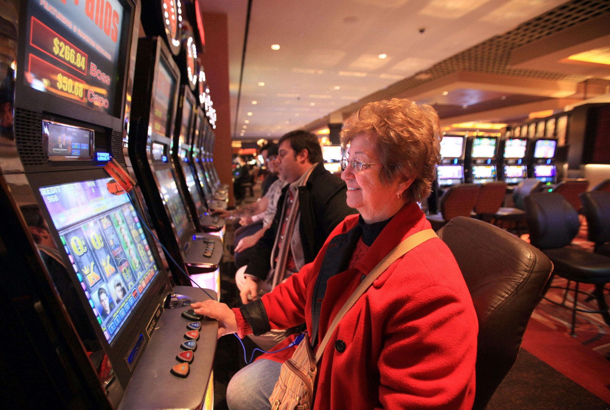 300 Free Casino Spins at Royal Panda Casino
