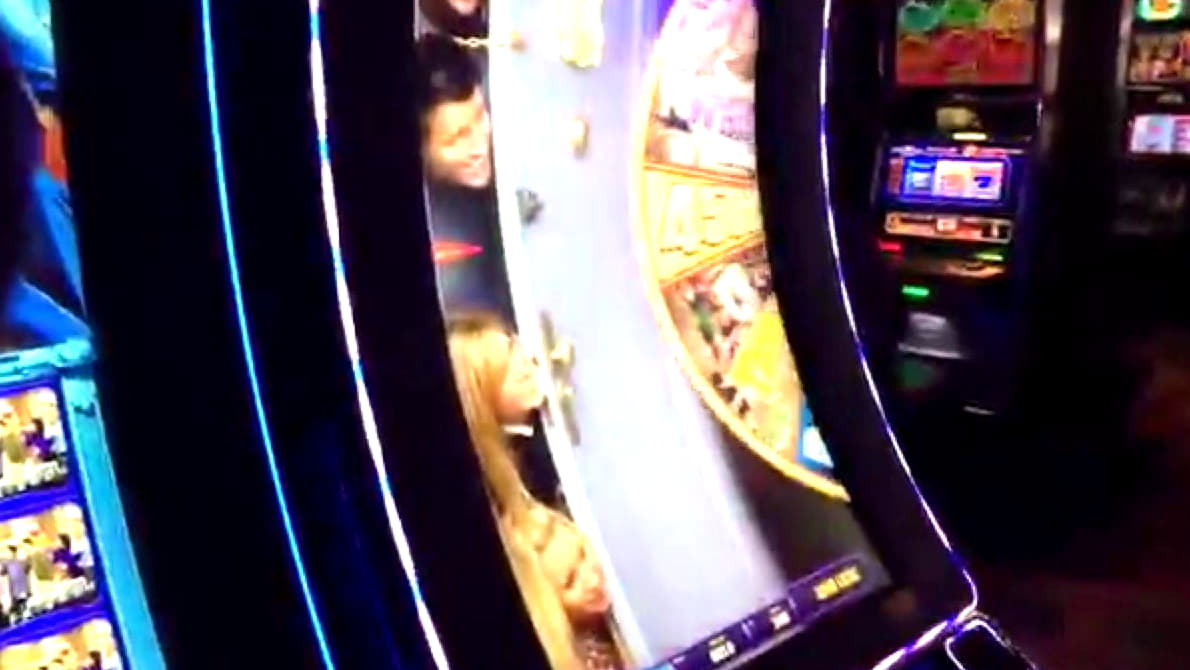 $2315 No deposit casino bonus at Spins Royale Casino