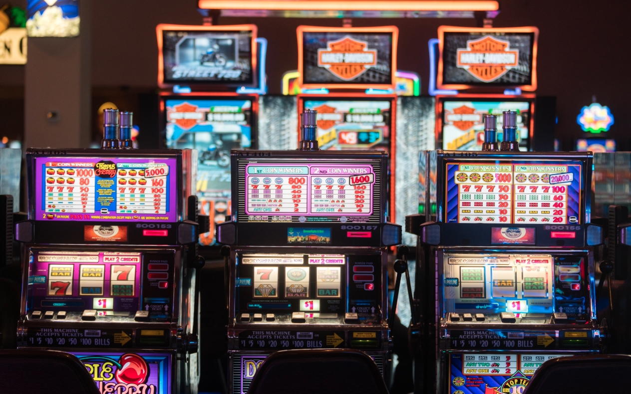 €240 Daily freeroll slot tournament at Yes Casino 
