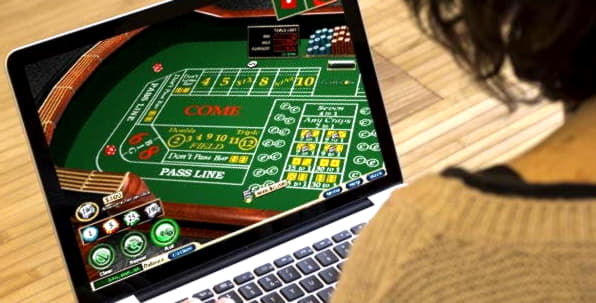 200 Free spins no deposit at Magic Red Casino