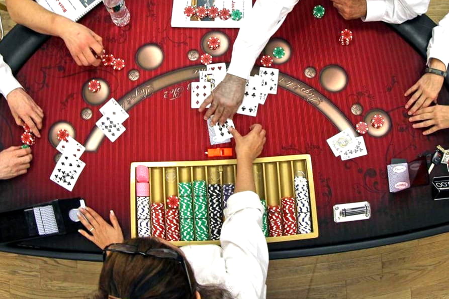 245 Free Spins no deposit casino at Yes Casino 