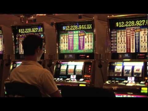 22 FREE SPINS at bWin Casino