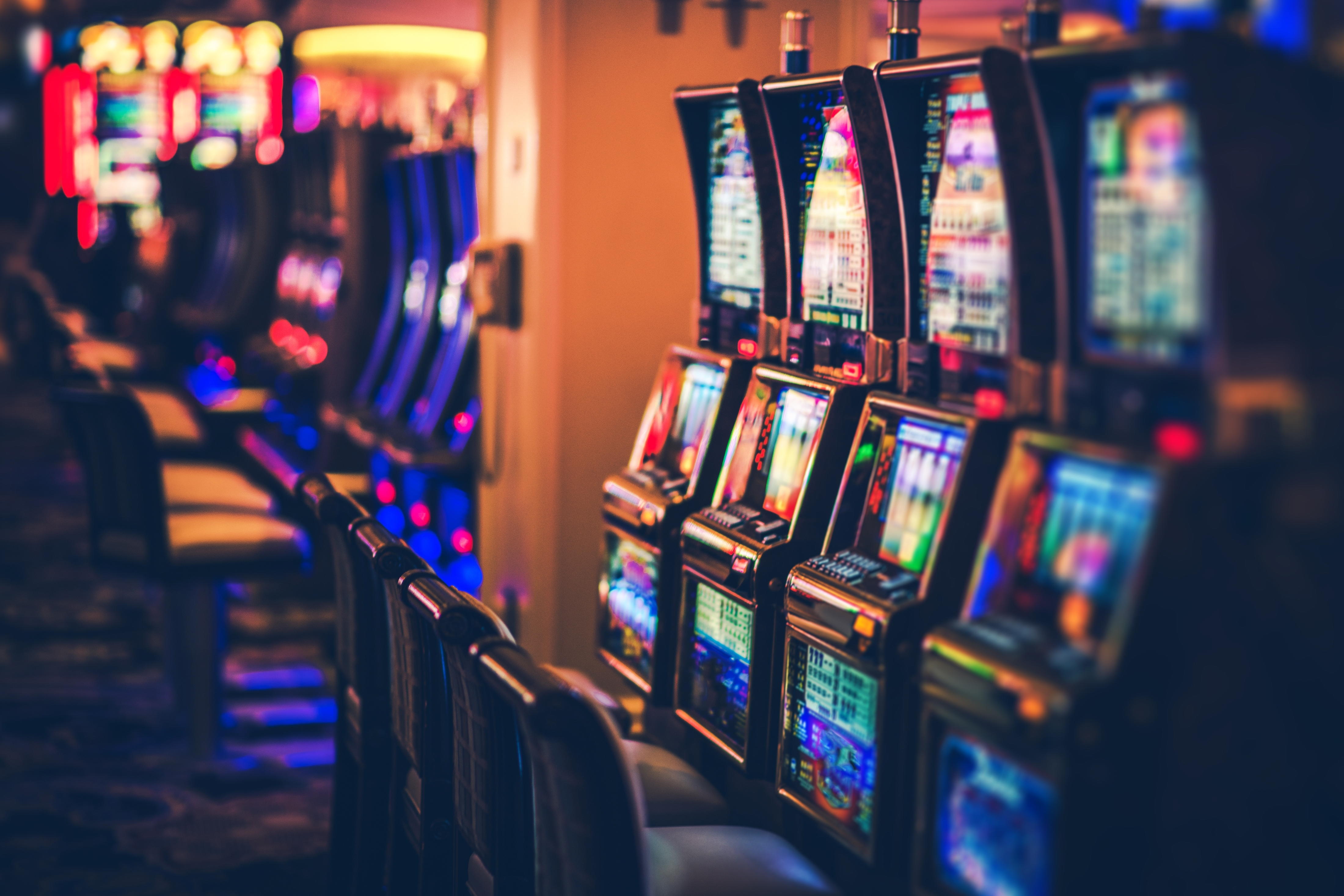 115 Free Spins no deposit at Bet At Home Casino