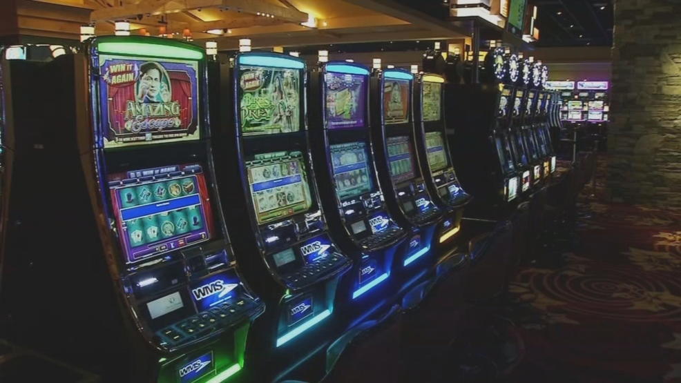 220 Free casino spins at Royal Vegas Casino