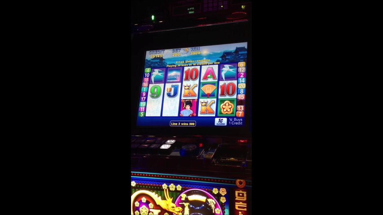 EUR 670 Daily freeroll slot tournament at Volt Casino