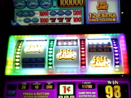 265% First deposit bonus at Royal Panda Casino