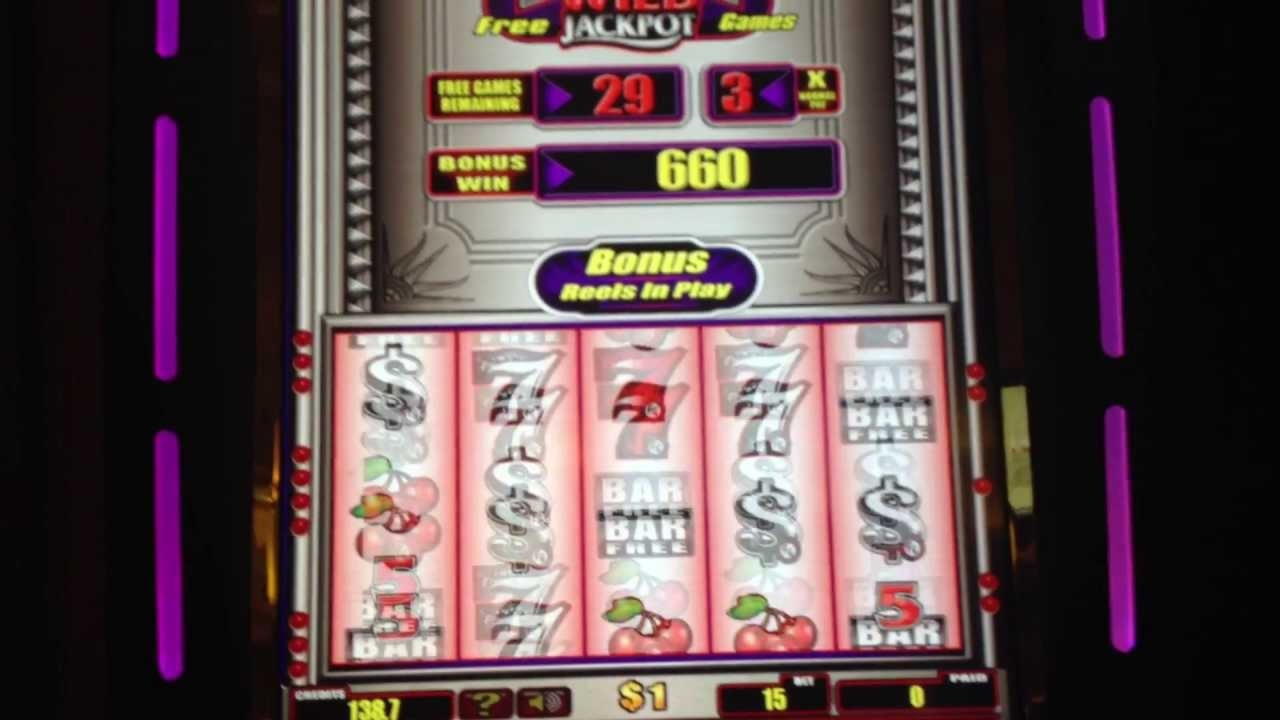 44 Free Spins at Royal Panda Casino