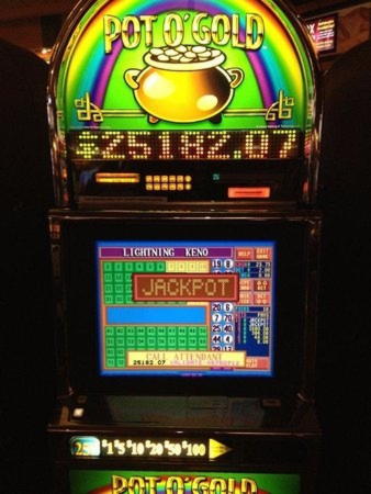EUR 890 No deposit at Spin Palace Casino
