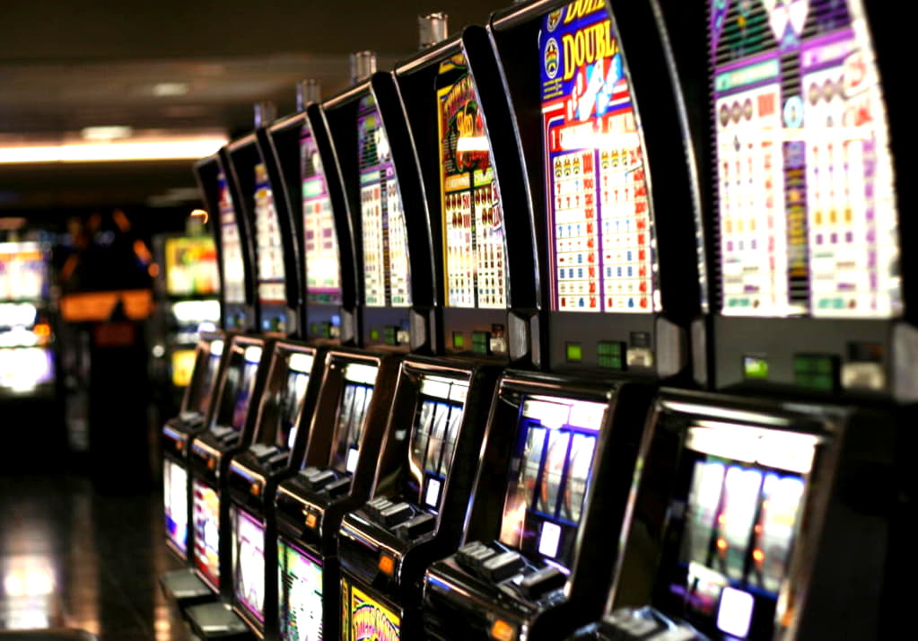 850% Deposit match bonus at Bet At Home Casino