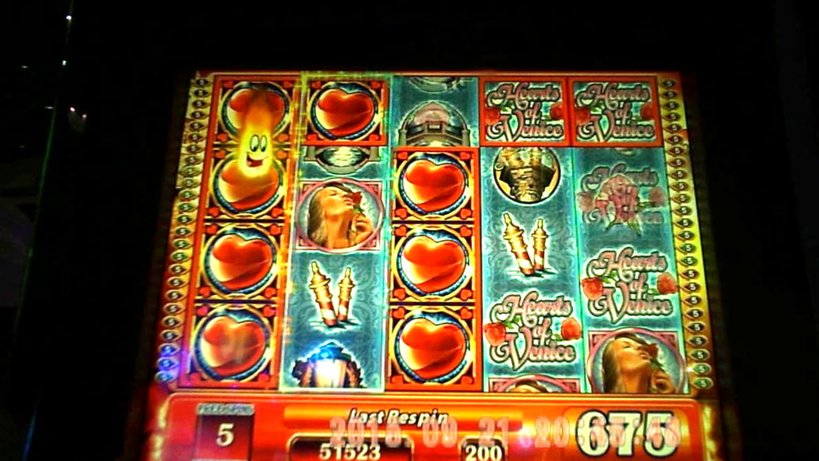 EUR 575 Free Casino Tournament at Royal Panda Casino