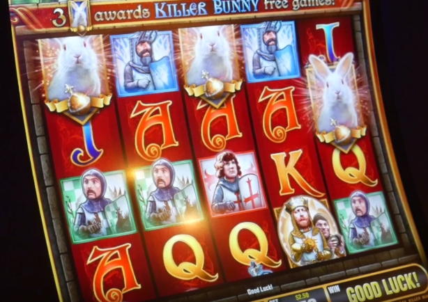 EURO 585 Mobile freeroll slot tournament at Slotty Dubai Casino