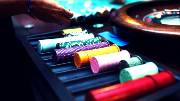 £700 Mobile freeroll slot tournament at Karamba Casino