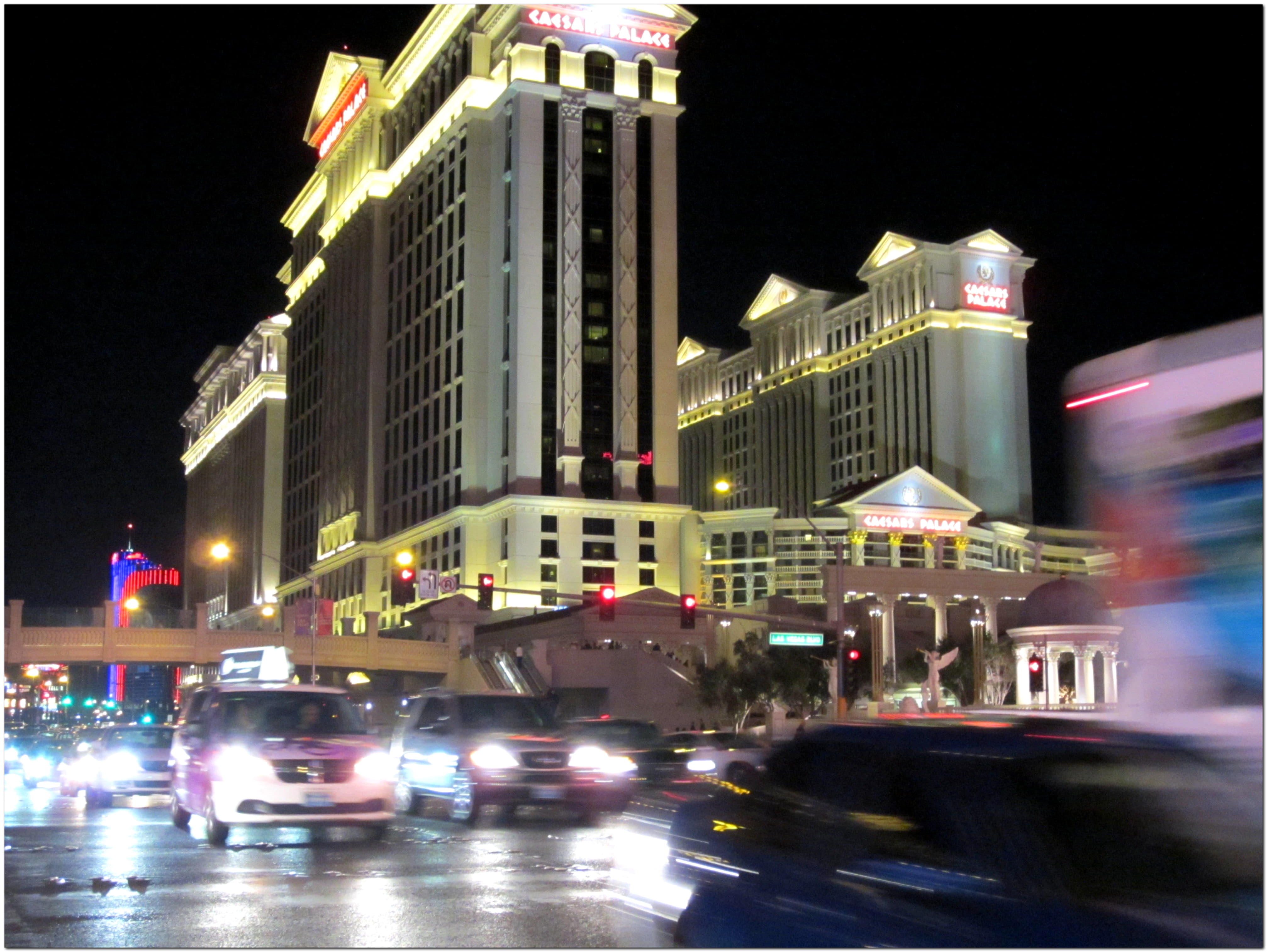 115 Free spins no deposit at Magic Red Casino