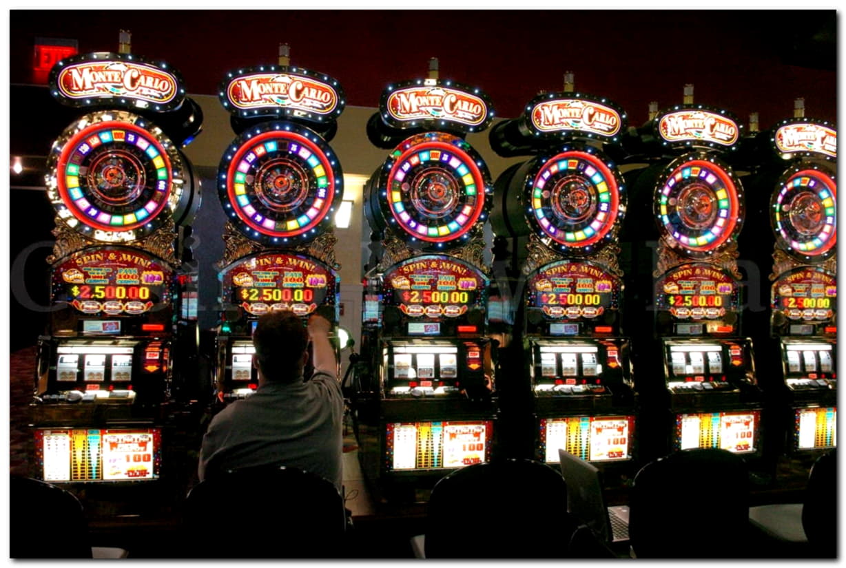 880% First Deposit Bonus at 777 Casino