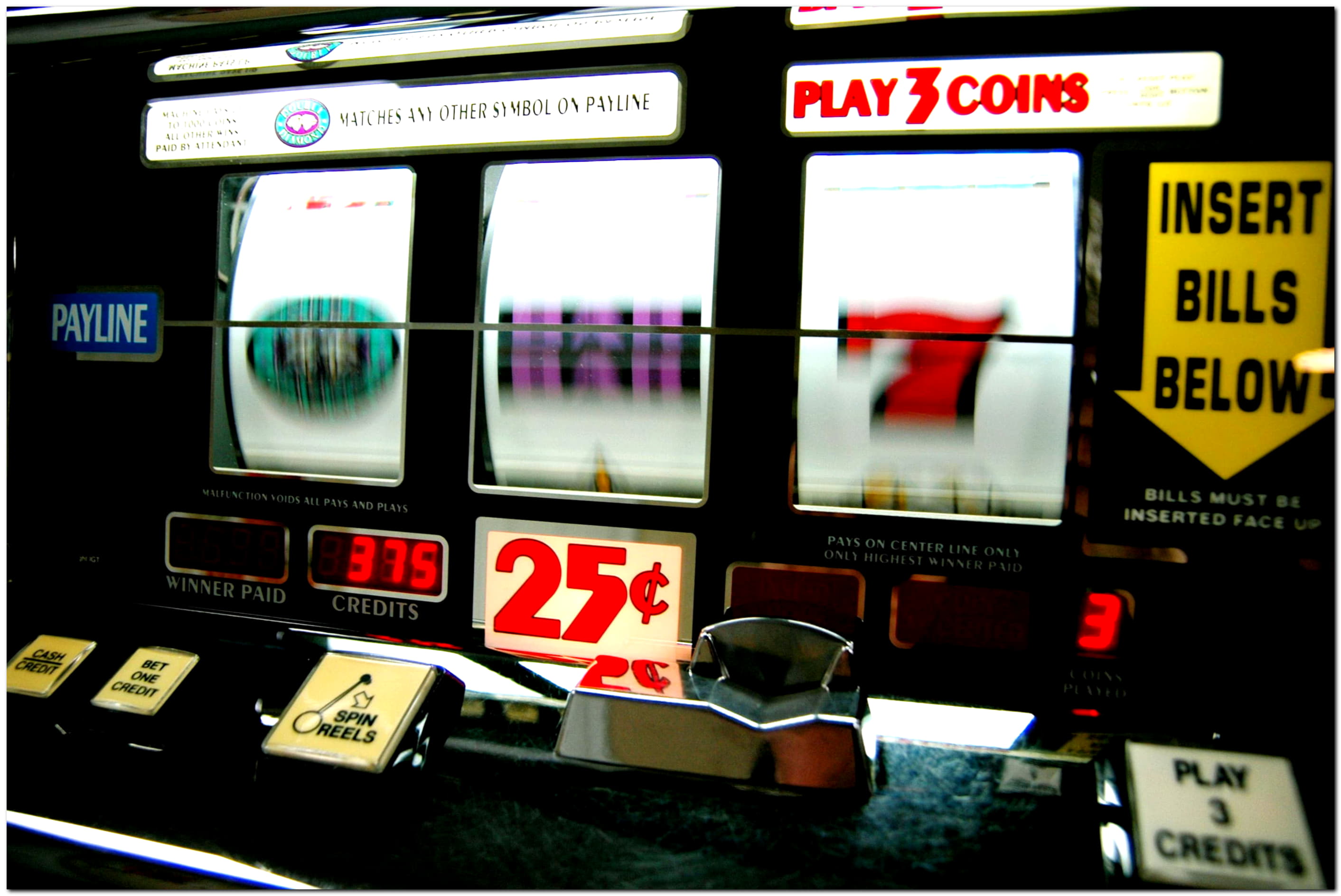 €685 Daily freeroll slot tournament at 777 Casino