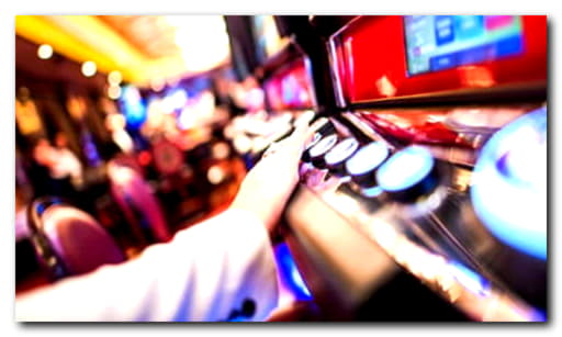 865% First Deposit Bonus at CasiPlay Casino