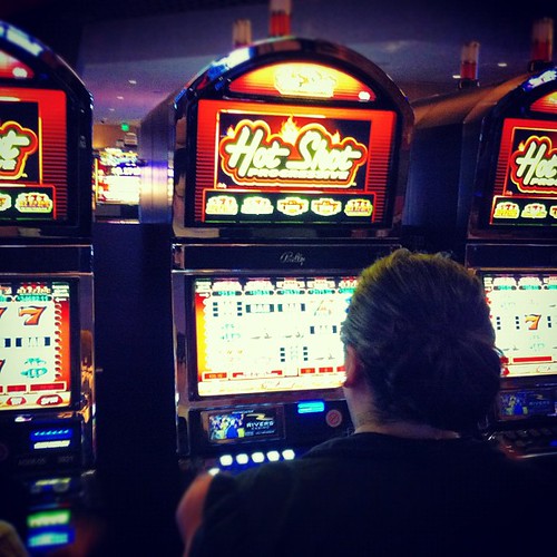 Progressive slots at Rivers German Casino