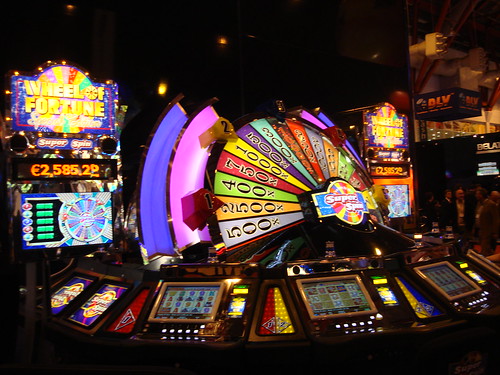 The Multiplayer Wheel of Fortune Slots