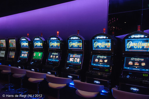 120327 022 Casino Eindhoven, slots