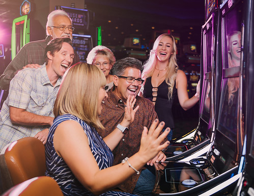 cactus-photo-company-blue-water-casino-parker-arizona-slots