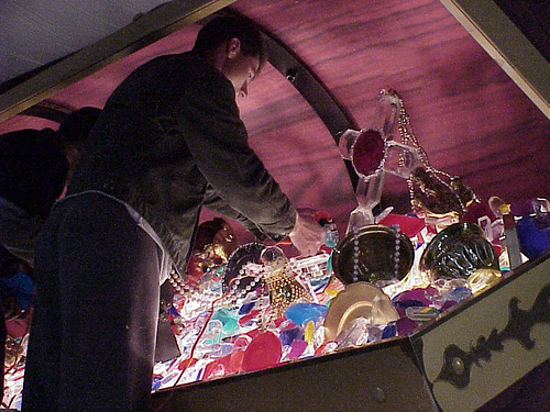 Casino Decor Assembly | Interior Casino Decor | Custom Casino Theming | Pirate Themed Casino Décor | Muckleshoot Casino
