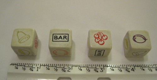 White casino slots dice d6