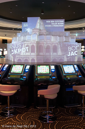 120307 32 Heropening Casino Scheveningen