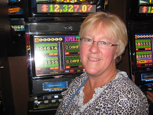 Barbara P, Slot Machine Winner, at the Seminole Hard Rock Hotel & Casino Tampa