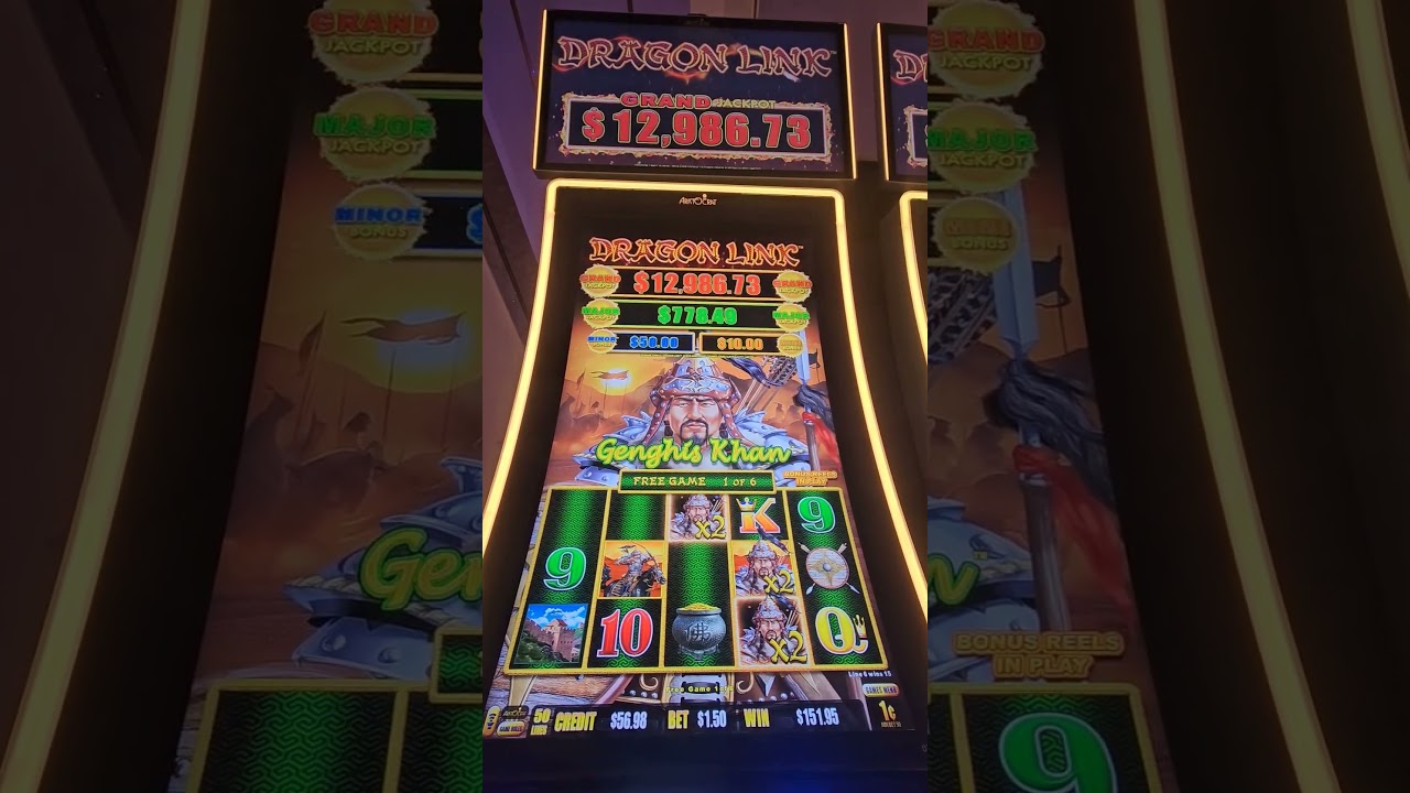 5 TRIGGER BONUS ROUND GOT ME TRIGGERED!!!! ????   #slots #German Casino #lasvegas